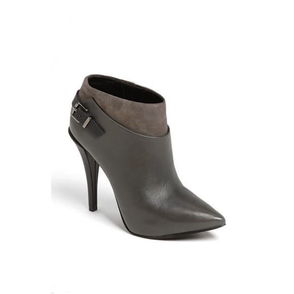 Kenneth Cole Shoes - NEW Kenneth Cole Gray Leather Ankle Boot